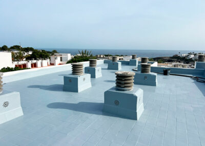 Imprimación en Cala Esmeralda